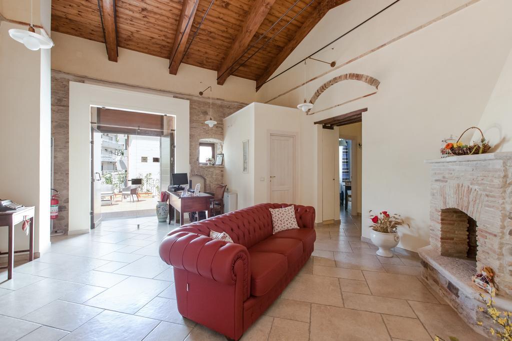 A Casa Nostra Residenza Di Charme Panzió Candela Kültér fotó