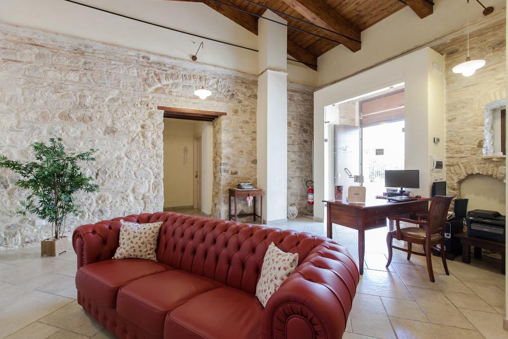 A Casa Nostra Residenza Di Charme Panzió Candela Kültér fotó
